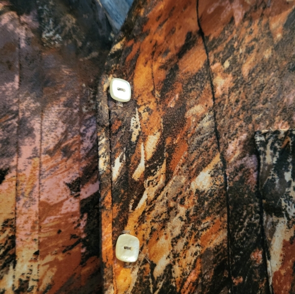 Autumn Leaves Brown Button Up Shirt | Size Medium - Picture 5 of 7